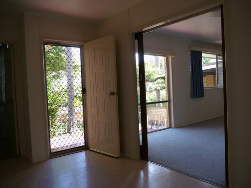 11 Coates Street, Kearneys Spring QLD 4350