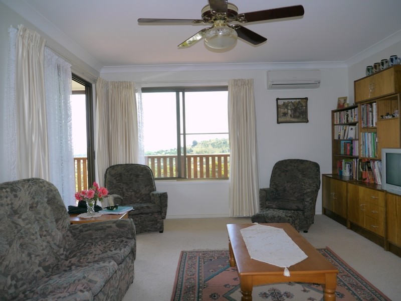 9 Scenic Court, Gowrie Junction QLD 4352