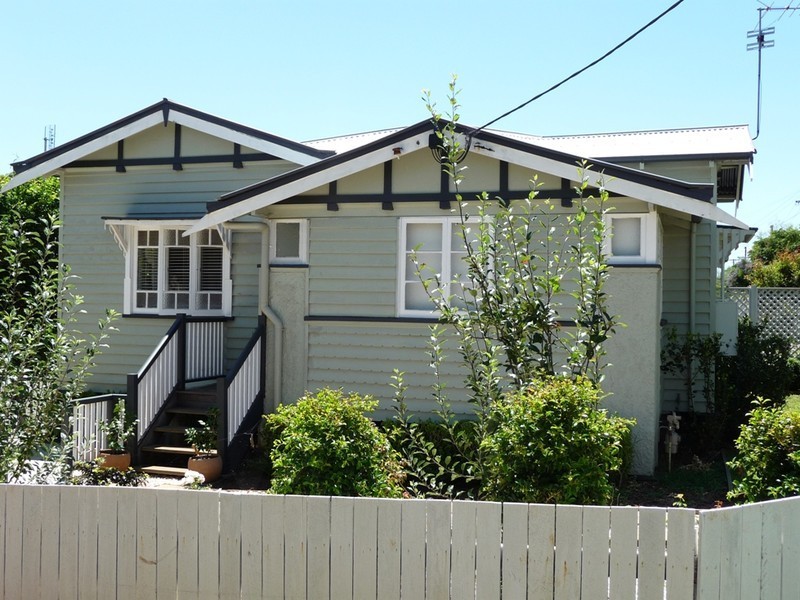 195 Long Street, South Toowoomba QLD 4350