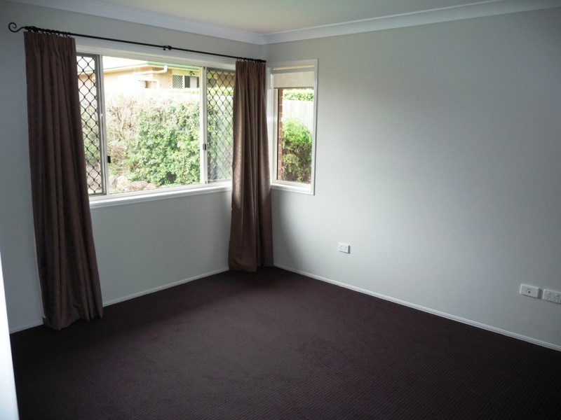 4 Weis Crescent, Middle Ridge QLD 4350