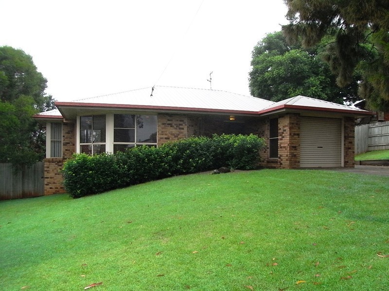 226 Stenner Street, Middle Ridge QLD 4350