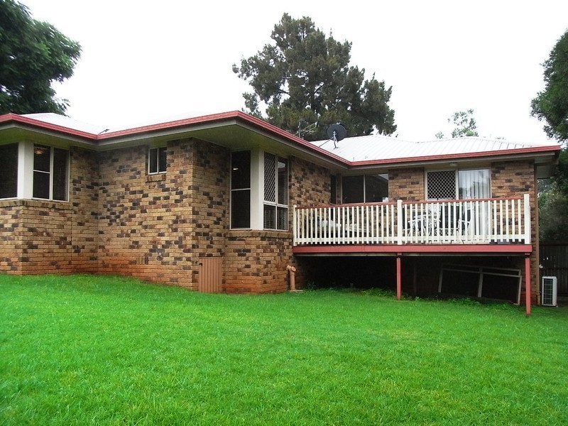 226 Stenner Street, Middle Ridge QLD 4350