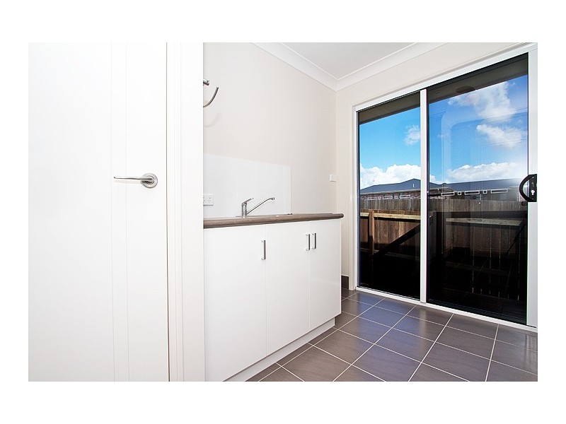 6 Oliver Street, Highfields QLD 4352