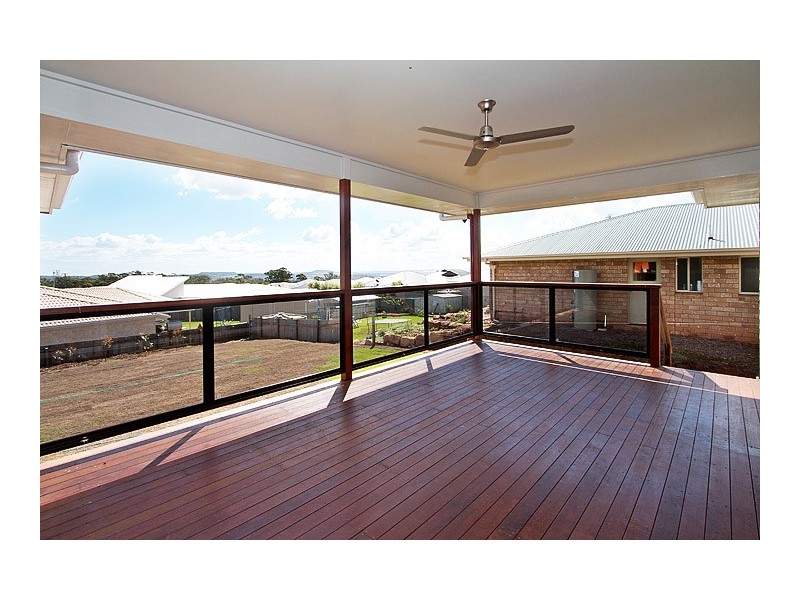 6 Oliver Street, Highfields QLD 4352