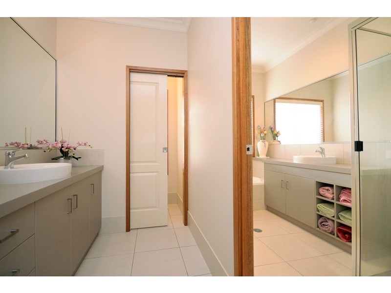 16 Kingfisher, Rangeville QLD 4350