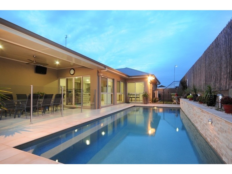 16 Kingfisher, Rangeville QLD 4350