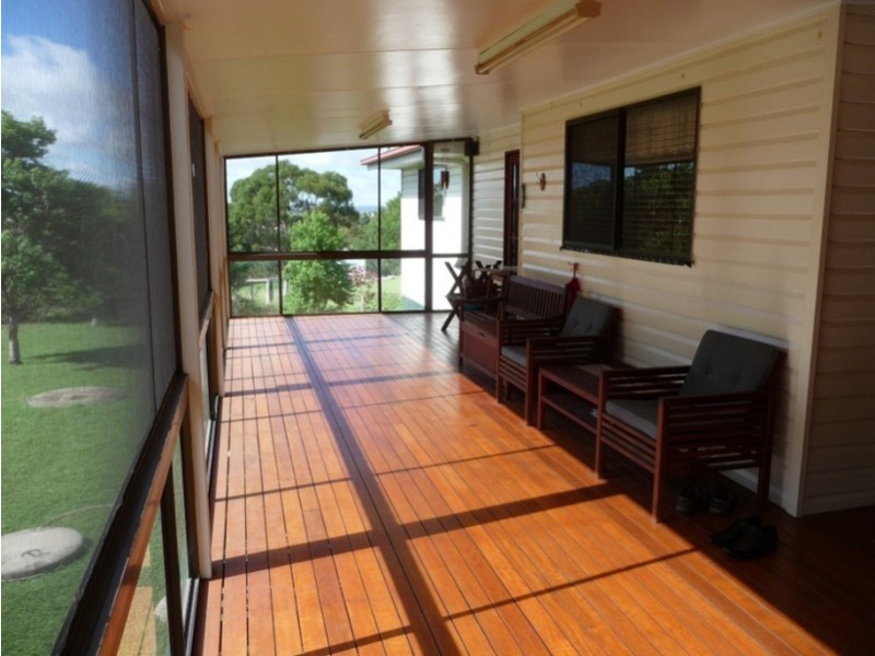 8 Stark Drive, Vale View QLD 4352