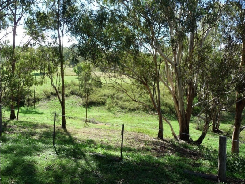 8 Stark Drive, Vale View QLD 4352