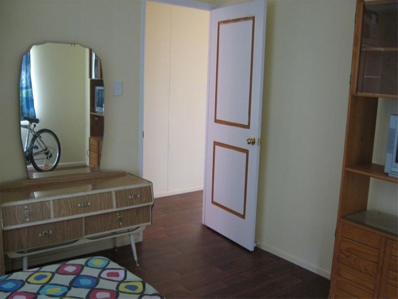 3 Malone Street, Texas NSW 4385