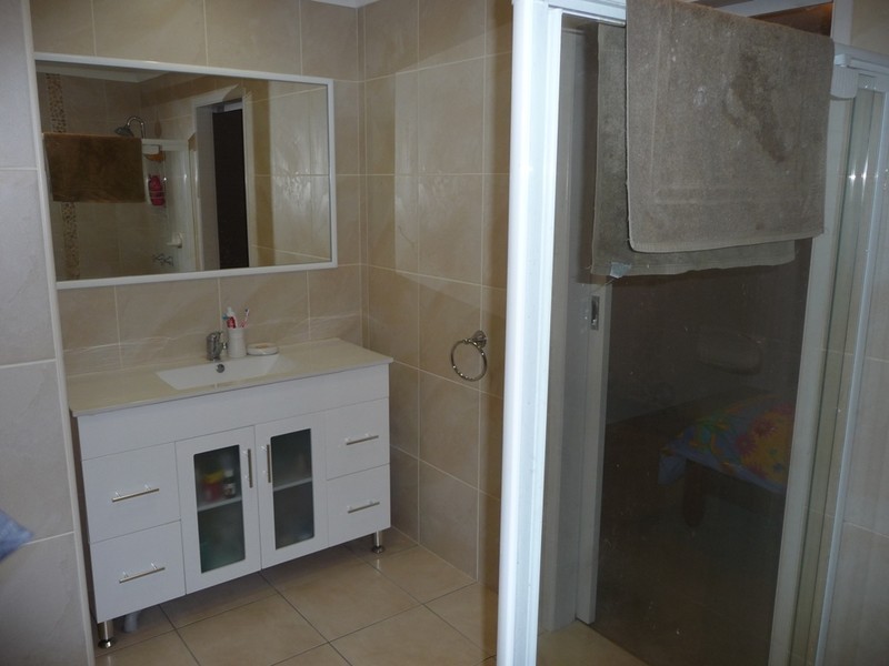 11 Hendy Street, Toowoomba QLD 4350