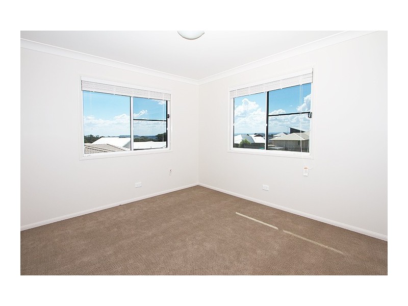 6 Oliver Street, Highfields QLD 4352