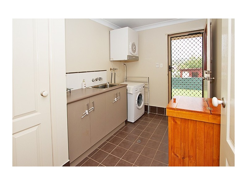 26 Windemere Drive, Hodgson Vale QLD 4352