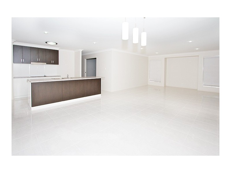 130 Kearney Street, Kearneys Spring QLD 4350