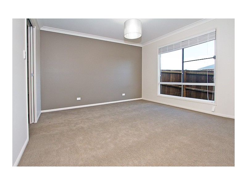 6 Oliver Street, Highfields QLD 4352