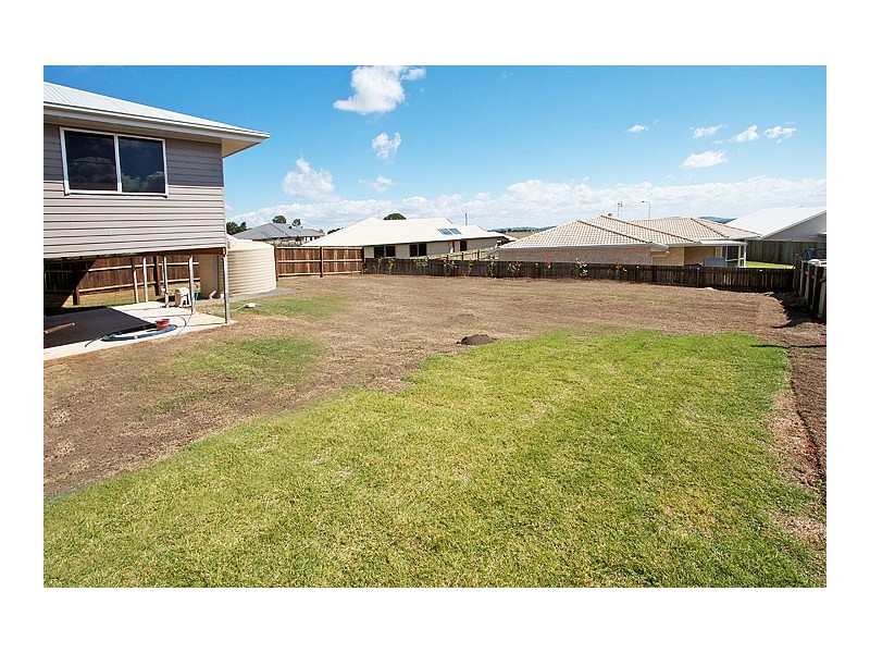 6 Oliver Street, Highfields QLD 4352