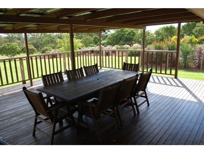 11 Hendy Street, Cranley QLD 4350