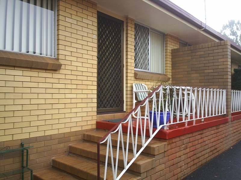 3/37A Tourist Road, East Toowoomba QLD 4350