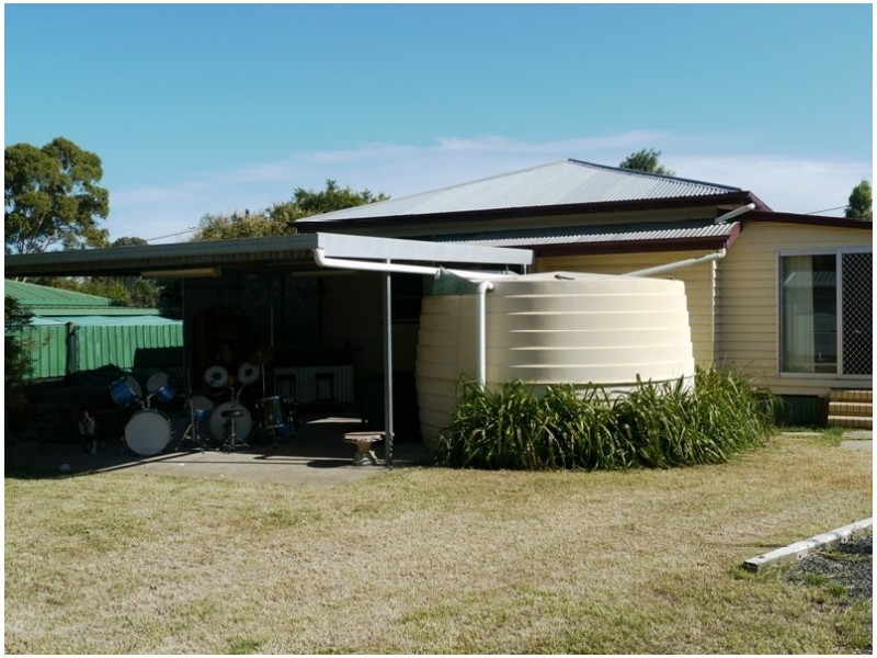 7 Station Street, Wyreema QLD 4352