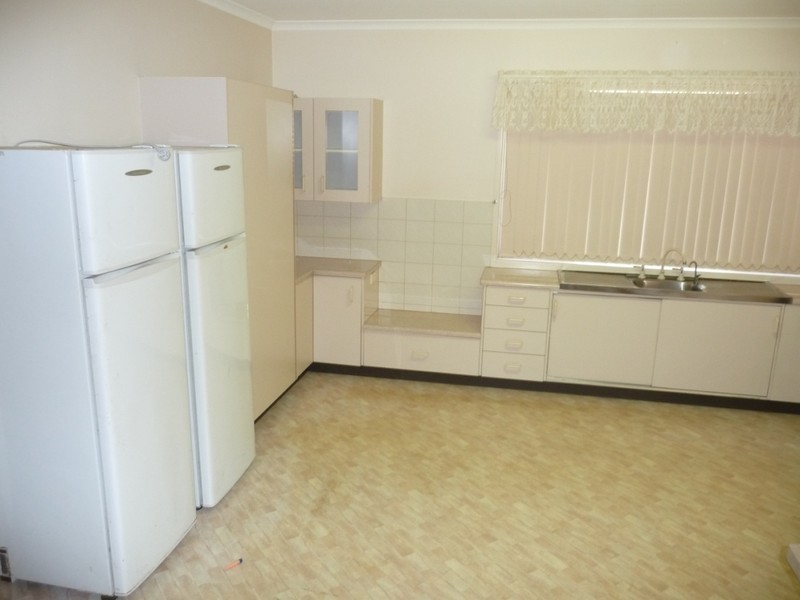 25 Bouganvillea Drive, Middle Ridge QLD 4350