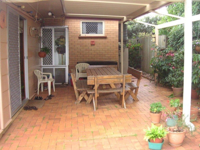 2 Patrick Street, Harristown QLD 4350