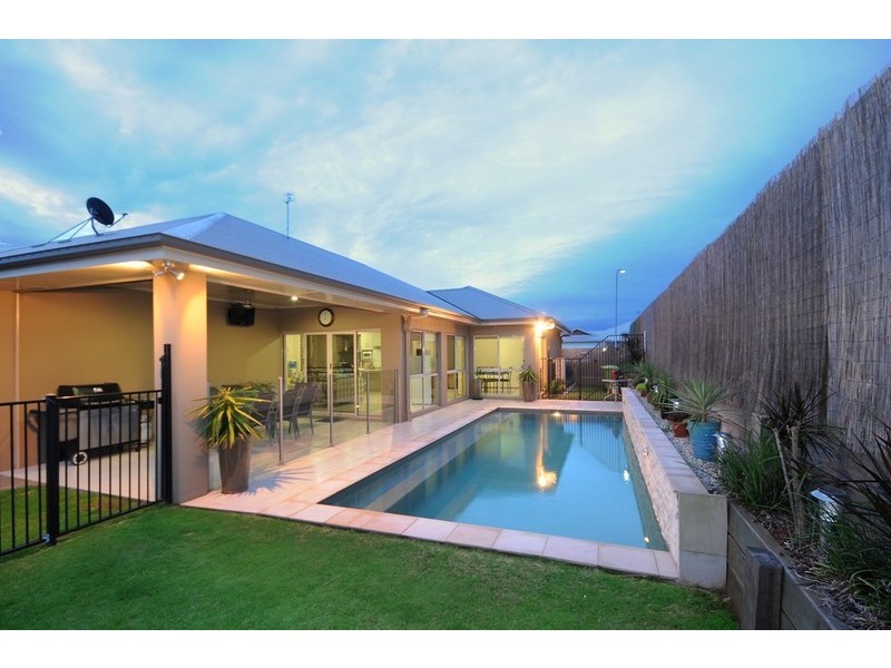 16 Kingfisher Street, Rangeville QLD 4350