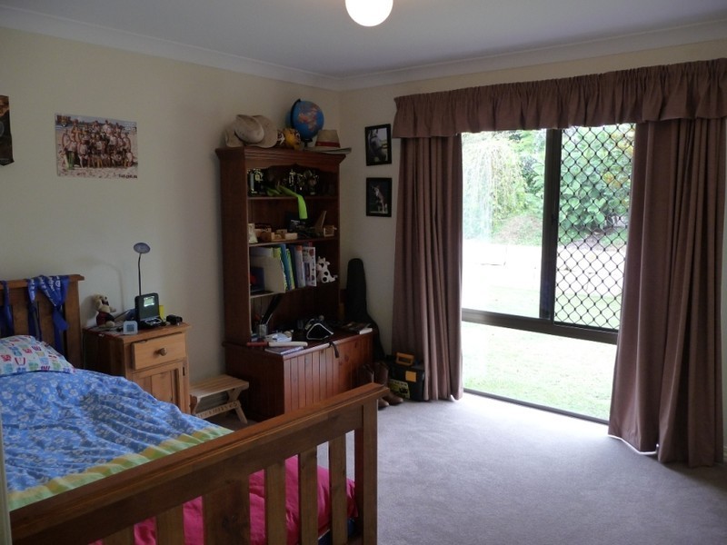 3 Fairway Crescent, Middle Ridge QLD 4350