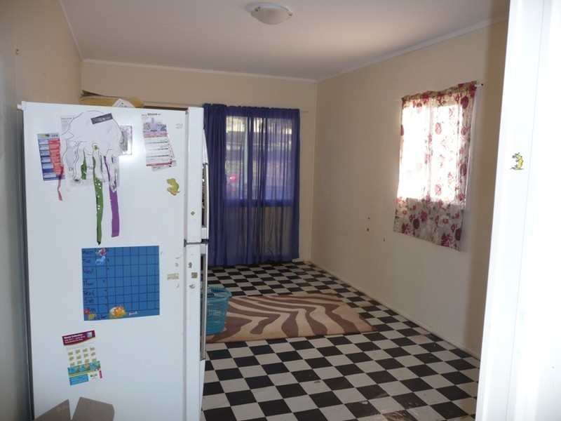 13 Chopin Street, Rockville QLD 4350