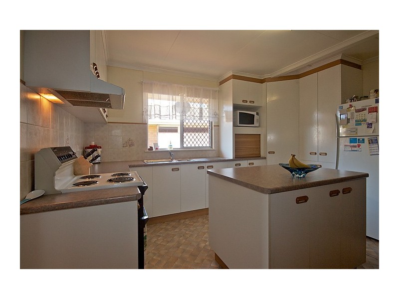 17 McIntyre Street, Centenary Heights QLD 4350