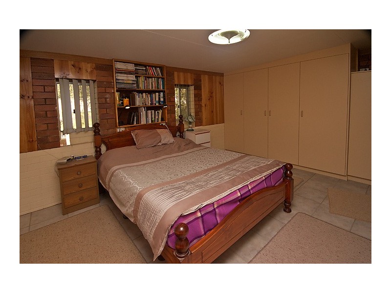 17 McIntyre Street, Centenary Heights QLD 4350