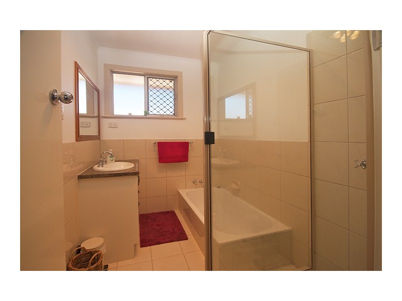 17 McIntyre Street, Centenary Heights QLD 4350