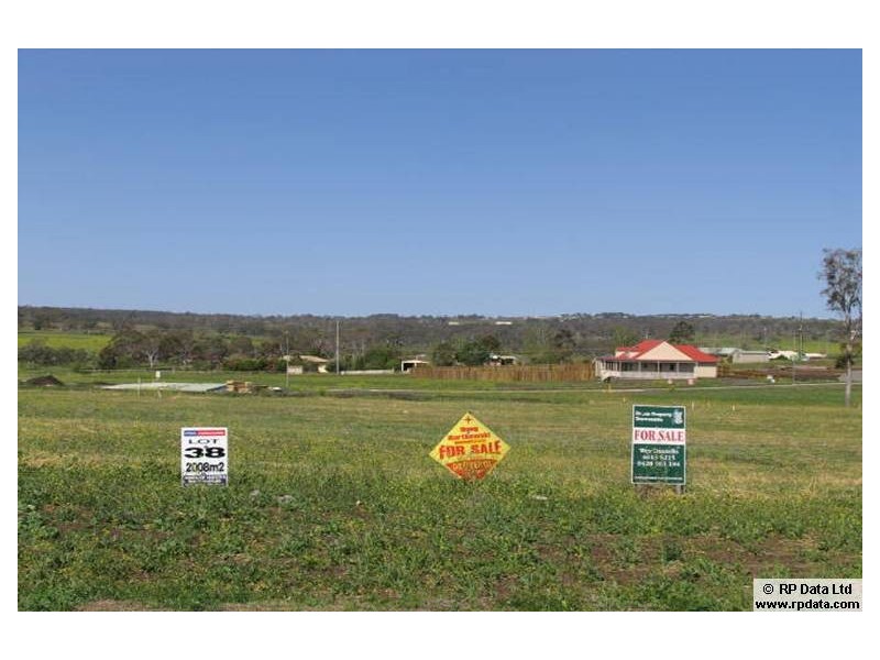 13 Curlew Street, Meringandan QLD 4352