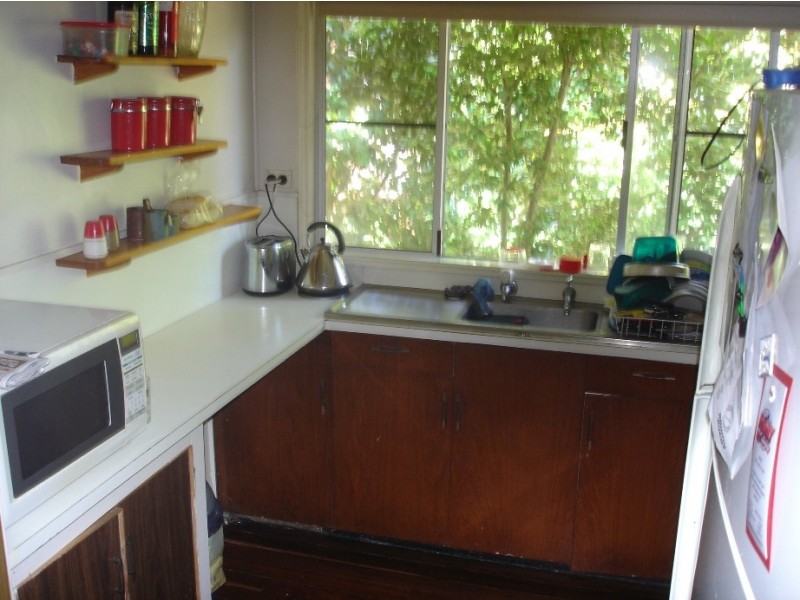33  Alford Street, Mount Lofty QLD 4350
