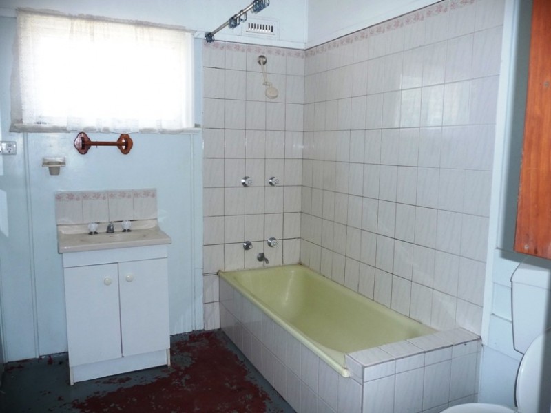 14 Murray Street, North Toowoomba QLD 4350