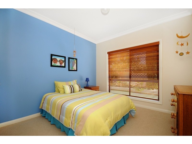 1 Bridget Court, Middle Ridge QLD 4350