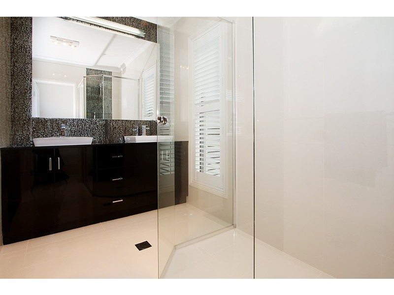 324 Ramsay Street, Middle Ridge QLD 4350