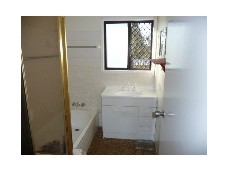 13 Chopin Street, Rockville QLD 4350