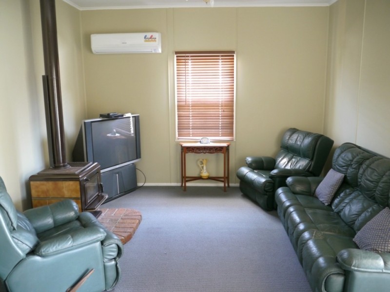 266 Alderley Street, Centenary Heights QLD 4350