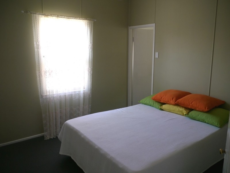 266 Alderley Street, Centenary Heights QLD 4350