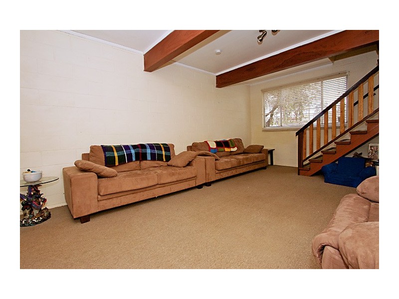 1/329  Hume Street, South Toowoomba QLD 4350