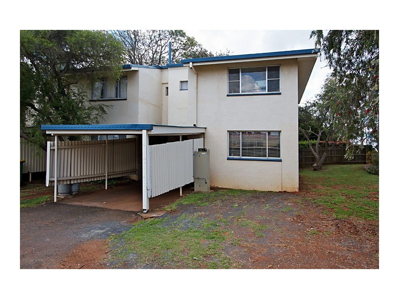 1/329  Hume Street, South Toowoomba QLD 4350