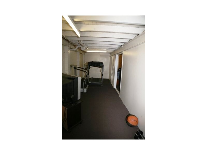 21 Bingara Street, Mount Lofty QLD 4350