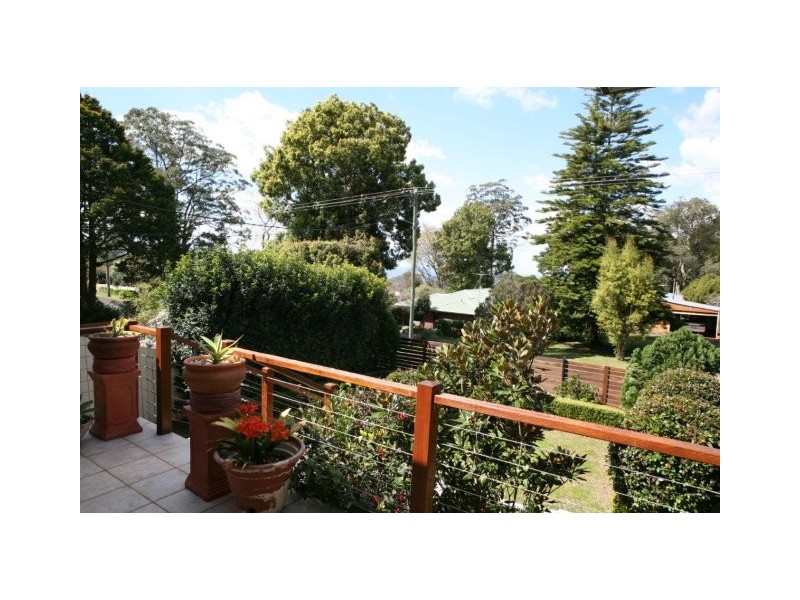 21 Bingara Street, Mount Lofty QLD 4350