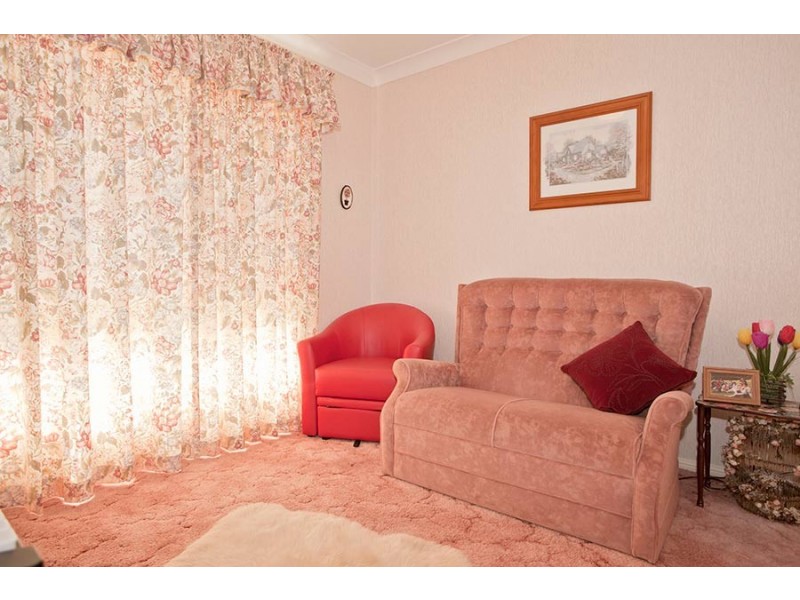 8 Emma Drive, Kearneys Spring QLD 4350