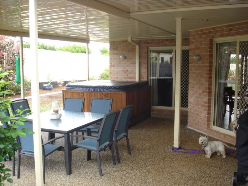 7 Sommariva Street, Westbrook QLD 4350