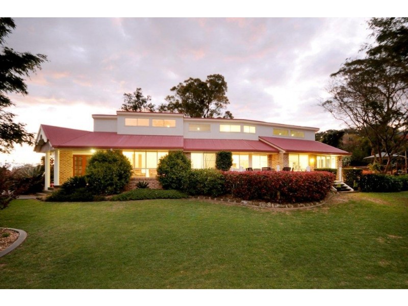 House 7  “Parkwood” 46a Mackenzie Street, Mount Lofty QLD 4350