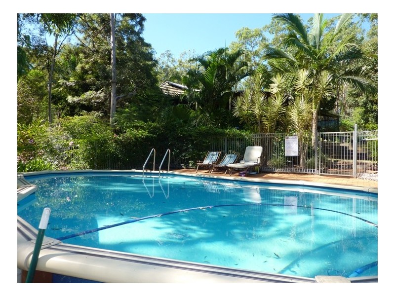 6 Woodland Crescent, Withcott QLD 4352