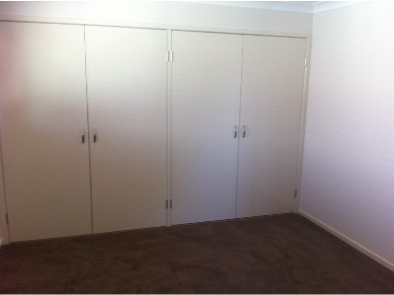 106 Main Street, Westbrook QLD 4350