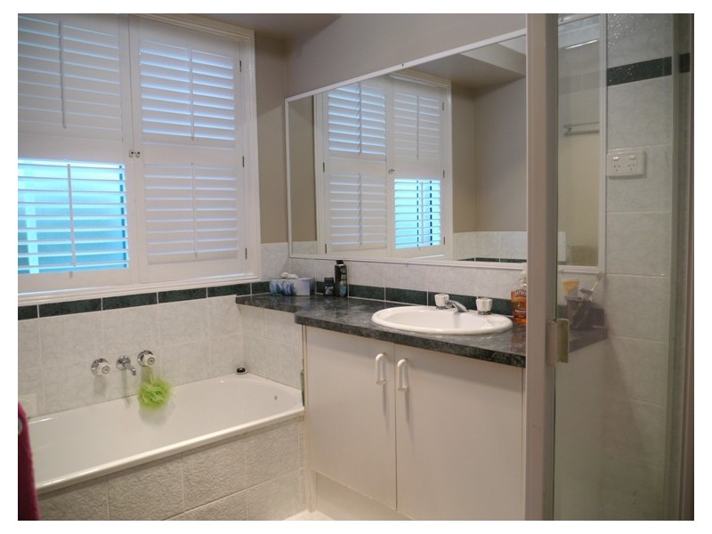 12 Freyling Court, Kearneys Spring QLD 4350