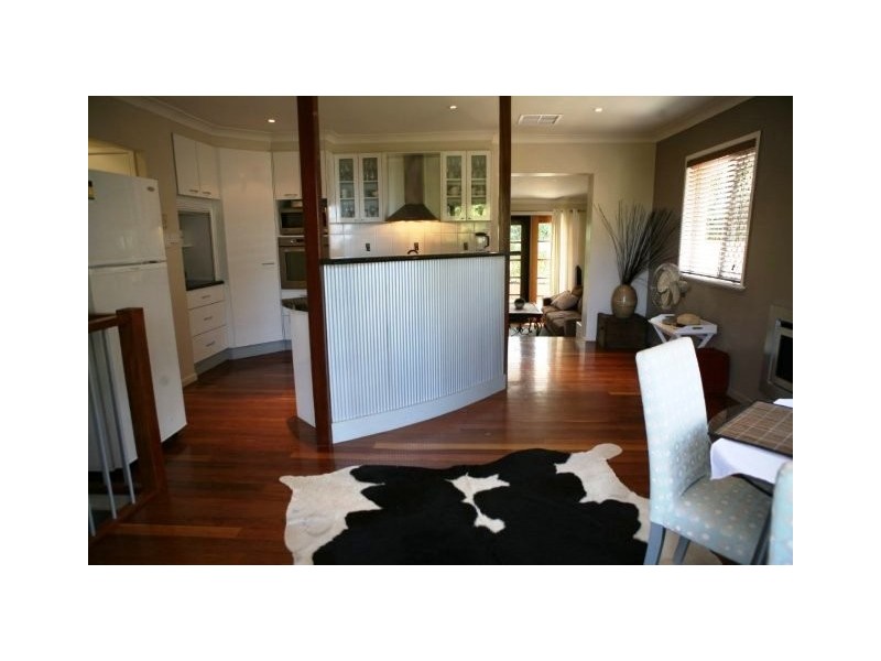 21 Bingara Street, Mount Lofty QLD 4350