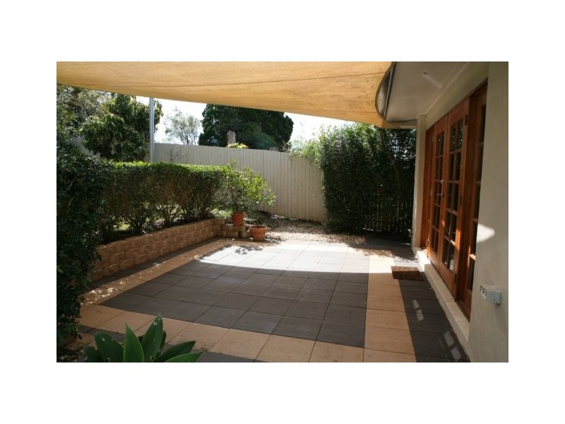 21 Bingara Street, Mount Lofty QLD 4350